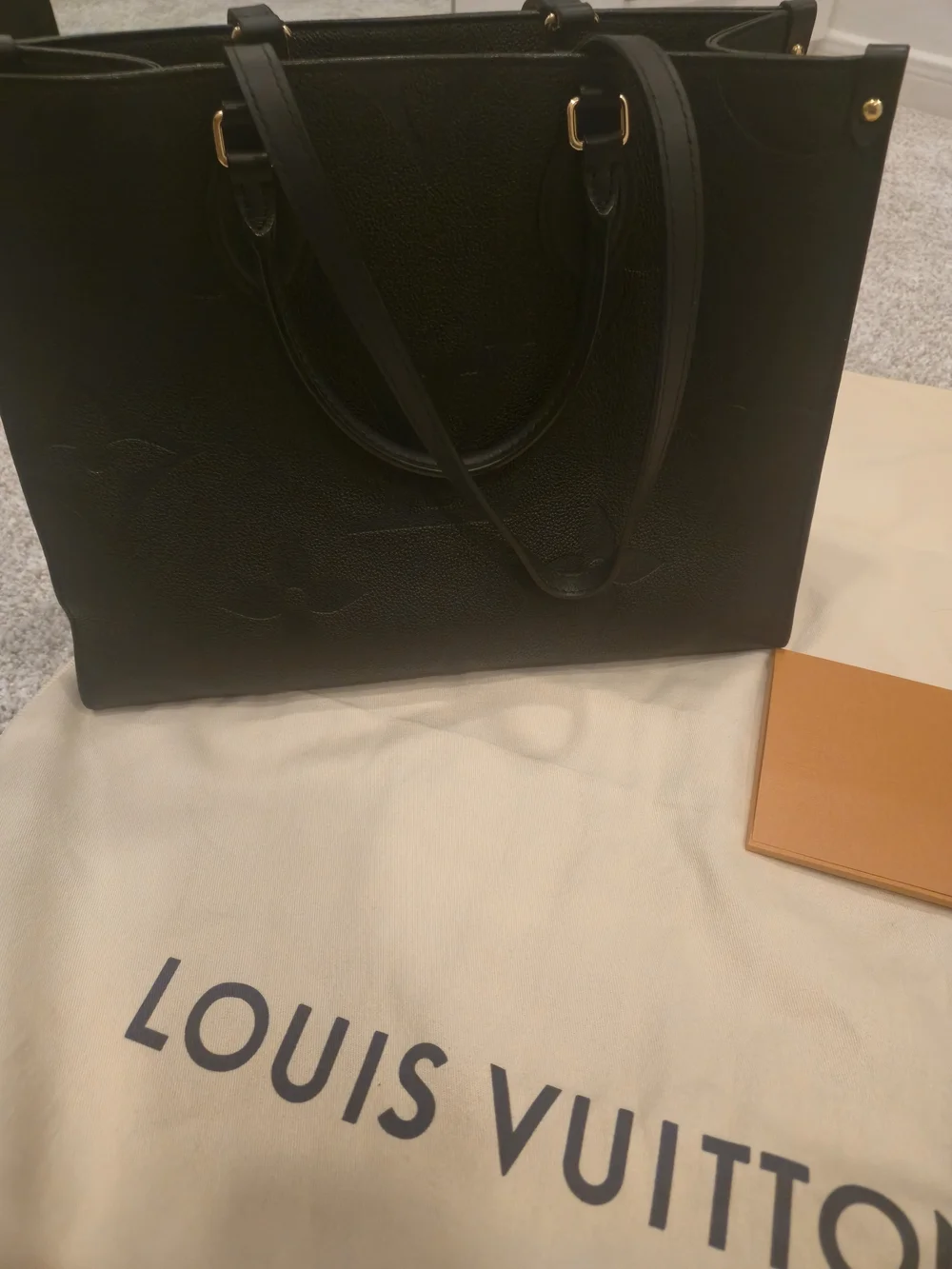 Louis Vuitton Black ONTHEGO MM Tote Brown Suede Interior